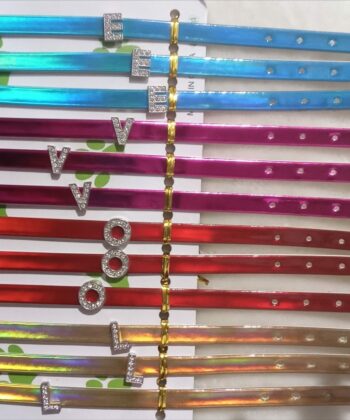 COLLIER CHAT LOVE